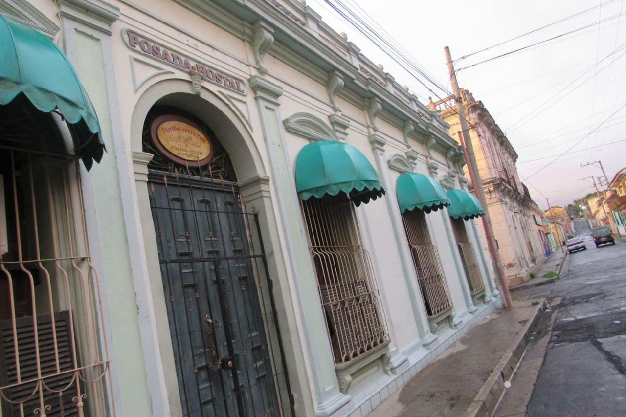 Hostal Velvet Plaza ซานตา อานา ภายนอก รูปภาพ